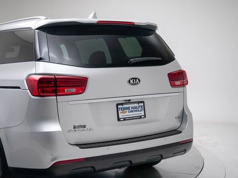Used 2020 Kia Sedona EX FWD image 4