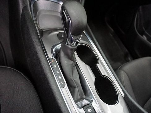 Used 2024 Chevrolet Malibu LT image 16