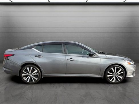 Used 2021 Nissan Altima 2.5 SR image 3
