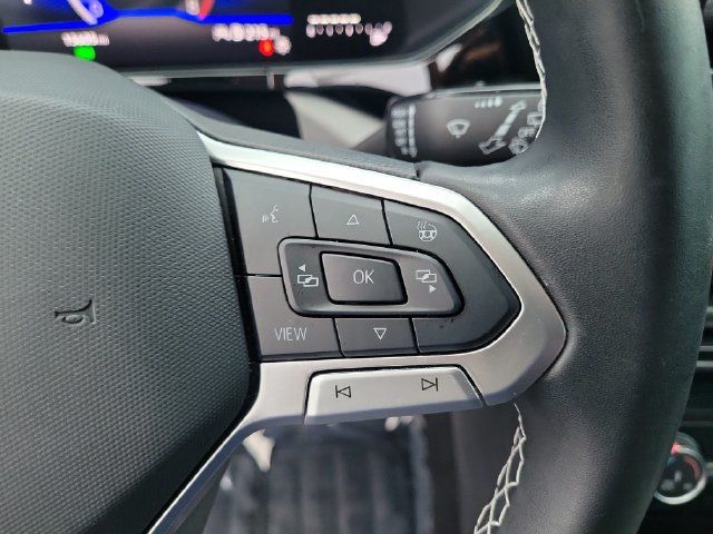 Certified 2024 Volkswagen Taos S FWD image 19
