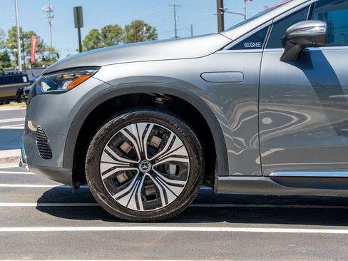 Used 2023 Mercedes-Benz EQE 350+ SUV w/ Exclusive Trim Package image 25