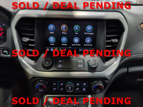 Used 2022 GMC Acadia SLE w/ Driver Convenience Package image 11