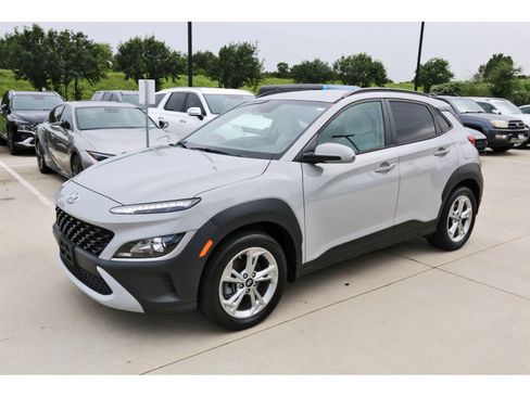 Certified 2023 Hyundai Kona SEL w/ Cargo Package AWD/4WD image 4