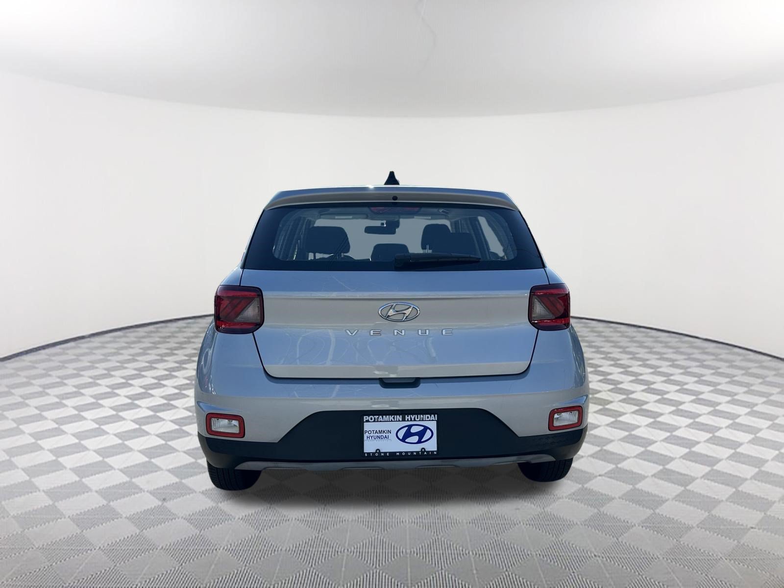 Used 2022 Hyundai Venue SE w/ Cargo Package FWD image 6