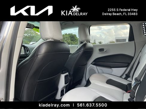 Used 2020 Jeep Compass Limited image 13