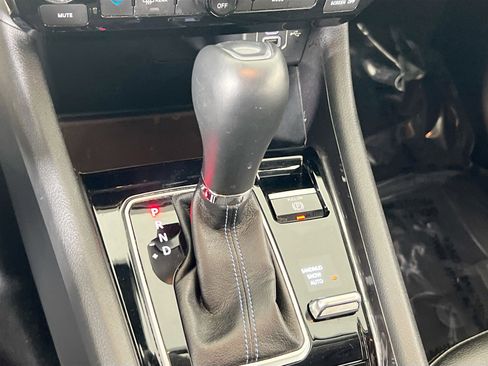 Used 2022 Jeep Compass Latitude image 16