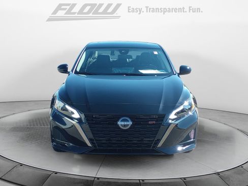 New 2025 Nissan Altima 2.5 SR w/ SR Premium Package image 2