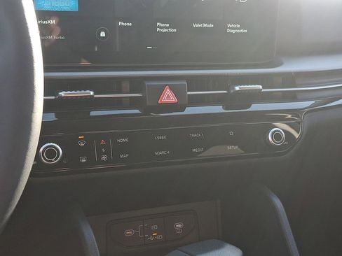 New 2026 Kia Sportage LX w/ LX Convenience Package image 17