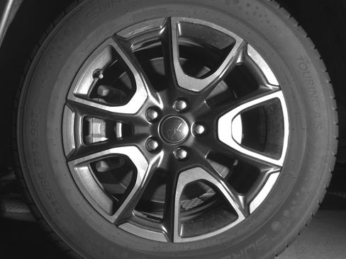 Used 2025 Jeep Compass Trailhawk image 12