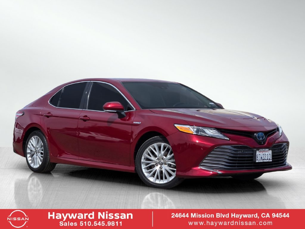 Used 2020 Toyota Camry XLE w/ Driver Assist Package FWD image 1