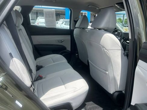Used 2025 Hyundai Tucson SE FWD image 28