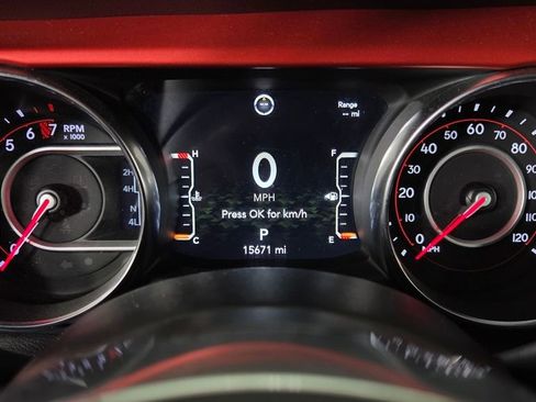 Used 2021 Jeep Wrangler Rubicon w/ Steel Bumper Group image 21