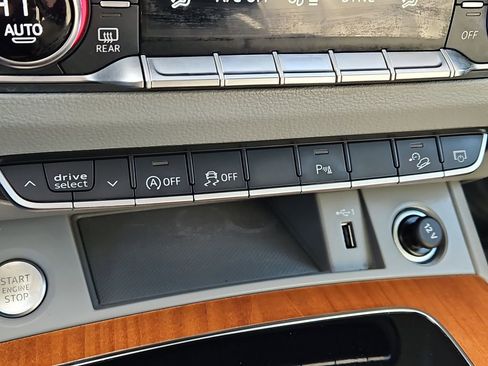 Used 2021 Audi Q5 Premium Plus image 18