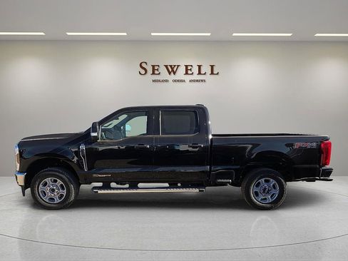 New 2026 Ford F250 XLT w/ FX4 Off-Road Package image 2