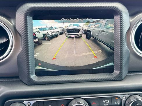 Used 2023 Jeep Wrangler Unlimited Rubicon 4xe w/ Cold Weather Group image 15