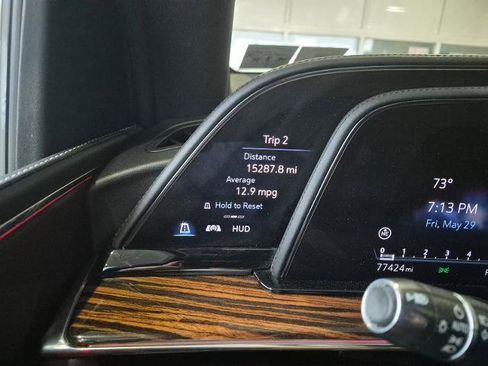 Used 2021 Cadillac Escalade Premium Luxury w/ LPO, Radiant Package AWD/4WD image 26