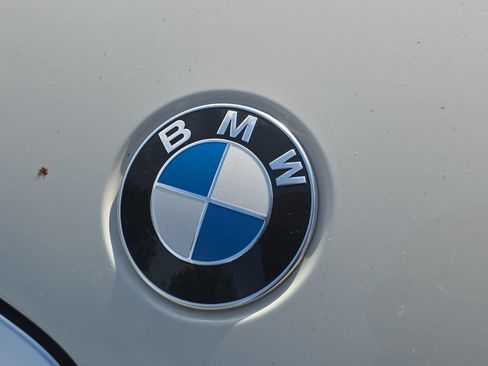 Used 2025 BMW 330i Sedan w/ M Sport Package RWD image 11