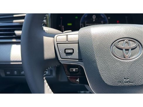 New 2026 Toyota Camry SE FWD image 22