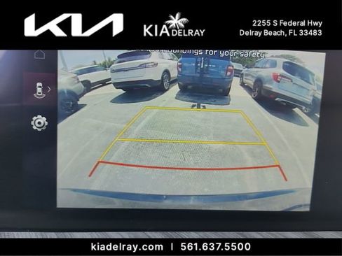 Used 2024 Kia Telluride EX w/ EX Captain's Chair Package FWD image 22