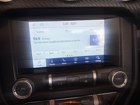 Used 2020 Ford Mustang Convertible RWD image 23