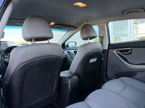 Used 2013 Hyundai Elantra GLS image 17
