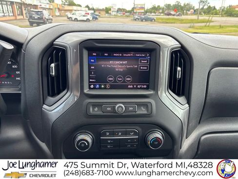 Used 2020 Chevrolet Silverado 1500 Custom w/ Custom Value Package AWD/4WD image 15