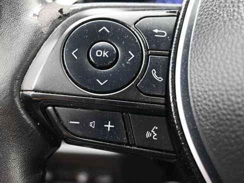 Used 2021 Toyota RAV4 XLE w/ Convenience Package AWD/4WD image 21
