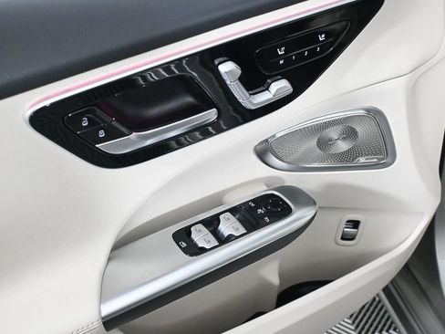 Certified 2024 Mercedes-Benz C 300 4MATIC Sedan image 8