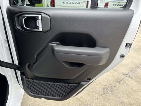 New 2025 Jeep Wrangler Sport S image 19