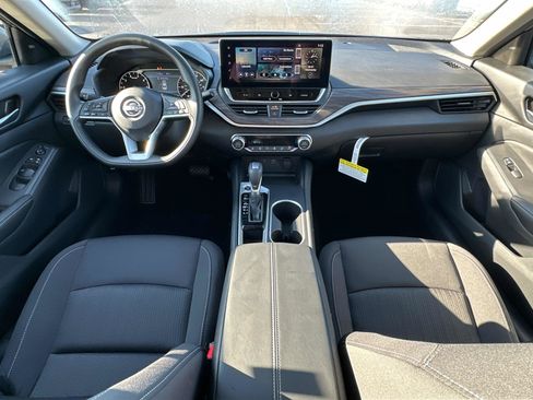 New 2025 Nissan Altima 2.5 SV w/ SV Special Edition Package image 11
