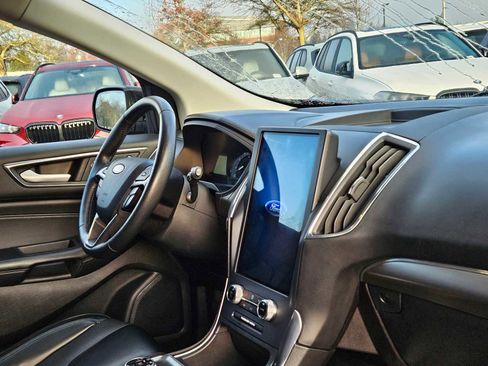 Used 2022 Ford Edge Titanium w/ Equipment Group 301A image 12