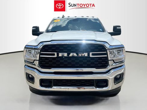 Used 2024 RAM 3500 Big Horn AWD/4WD image 10