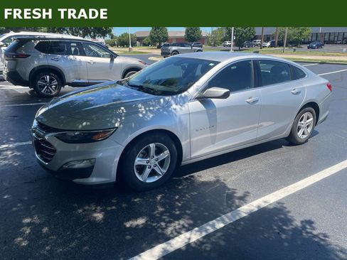 Used 2021 Chevrolet Malibu LS FWD image 1