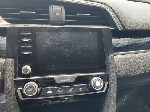 Used 2019 Honda Civic Sport image 16