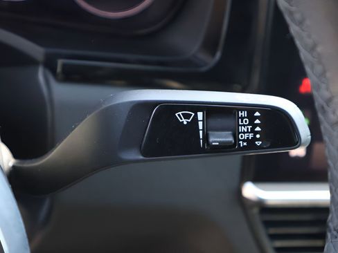 Certified 2023 Porsche Cayenne GTS AWD/4WD image 32