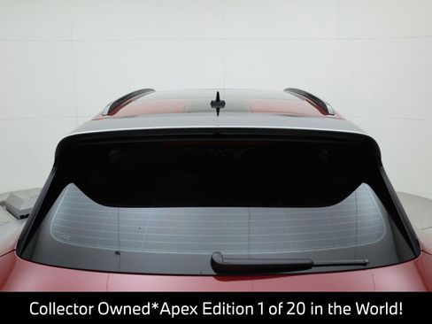 Used 2025 Bentley Bentayga AWD/4WD image 21