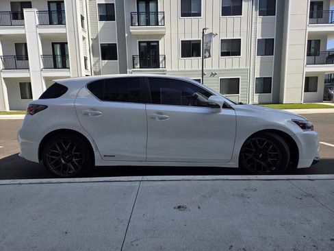 Used 2015 Lexus CT 200h image 5