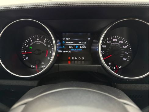 Used 2018 Ford Mustang Coupe RWD image 22