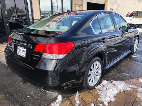 Used 2012 Subaru Legacy 3.6R Limited image 2