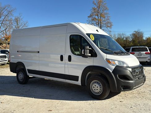 Used 2025 RAM ProMaster 2500 image 2