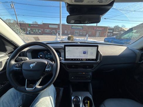 Used 2025 Ford Bronco Sport Badlands image 23