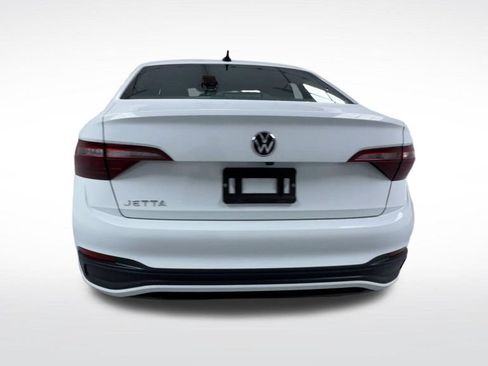 Used 2023 Volkswagen Jetta Sport FWD image 7