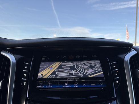 Used 2020 Cadillac Escalade Luxury image 26