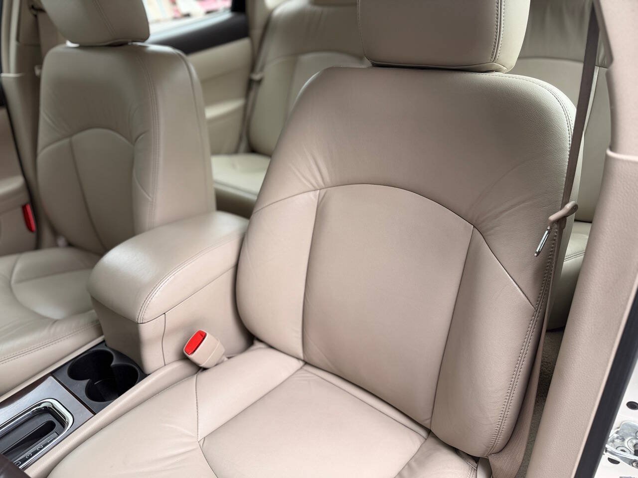 Used 2008 Buick LaCrosse CXL w/ Driver Confidence Package FWD image 14