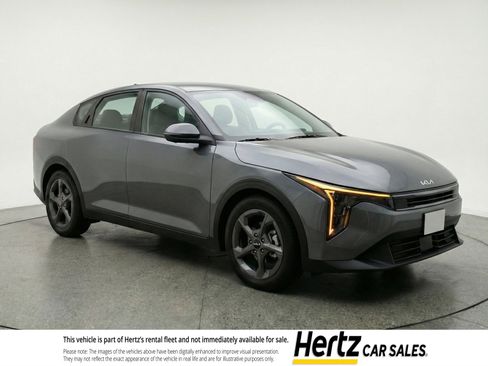 Used 2025 Kia K4 FWD image 1