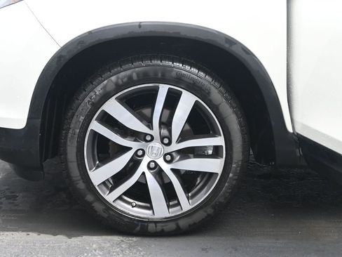 Used 2016 Honda Pilot Touring image 35