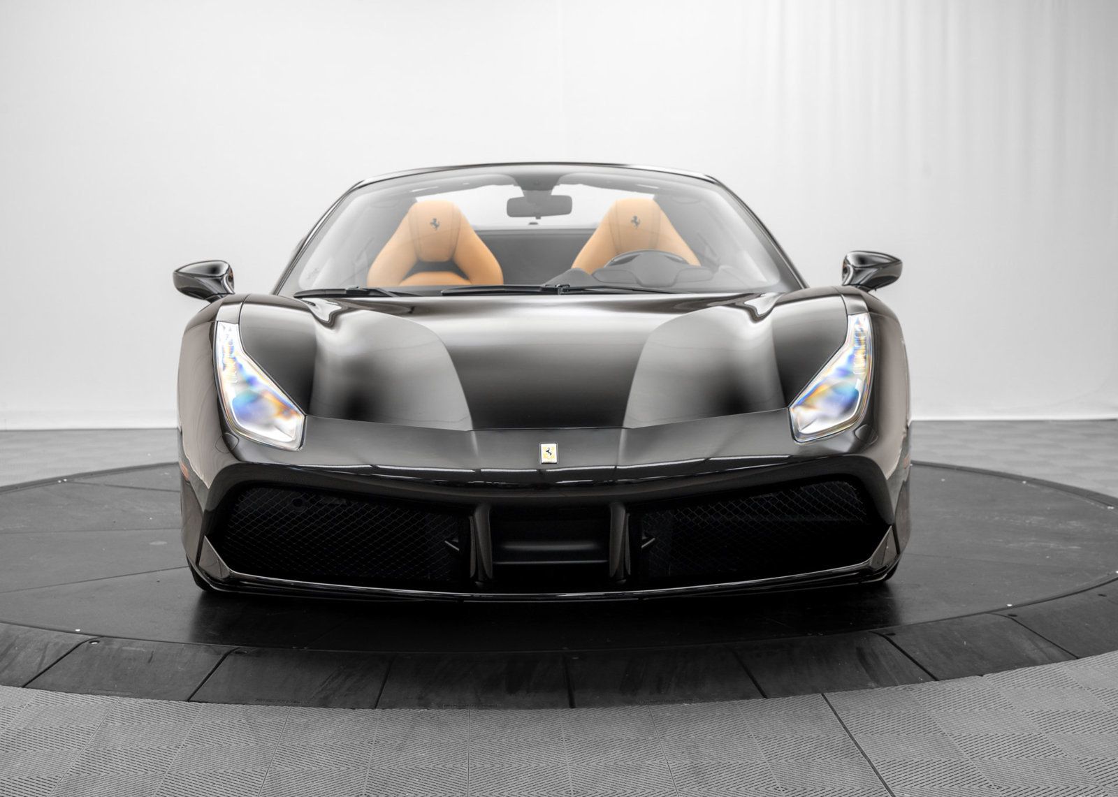 Used 2017 Ferrari 488 Spider RWD image 2