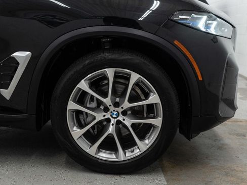 Used 2026 BMW X5 xDrive40i AWD/4WD image 45