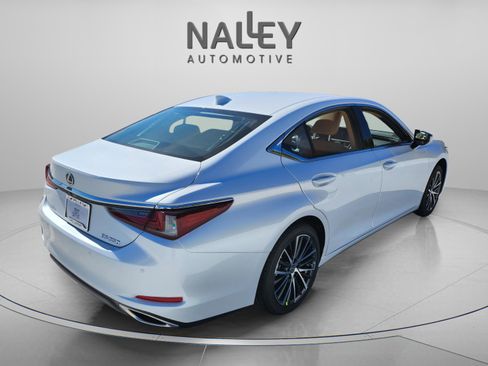New 2025 Lexus ES 350 w/ Premium Package image 5