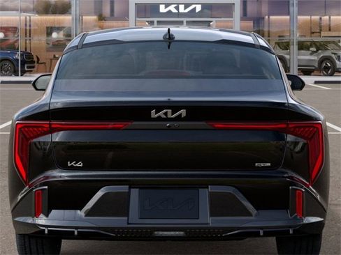 New 2025 Kia K4 GT-Line image 13